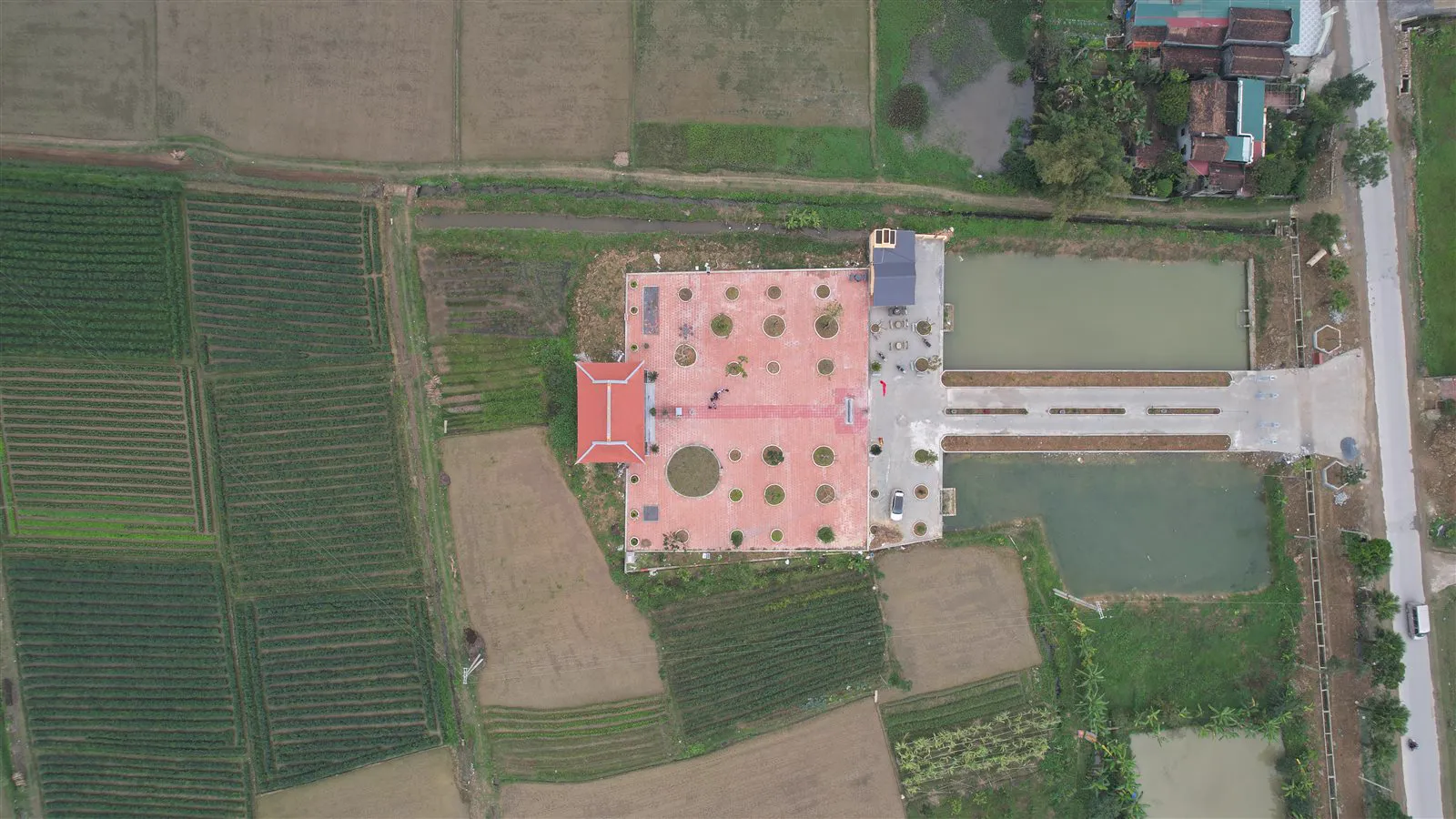 Bên Kia Sông Đuống (trích) — Hoàng Cầm
